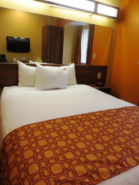 Microtel By Wyndham South Bend Notre Dame University Стая снимка