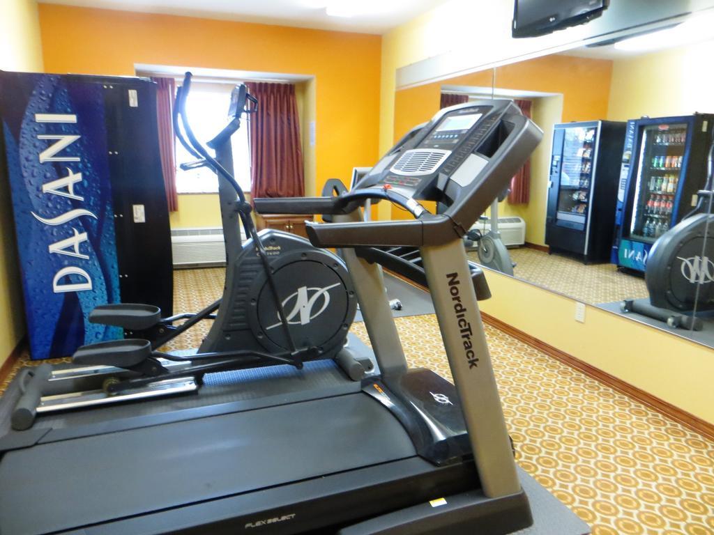 Microtel By Wyndham South Bend Notre Dame University Екстериор снимка