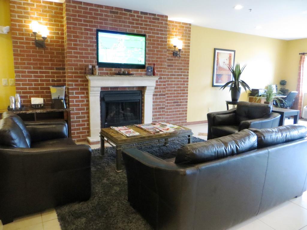 Microtel By Wyndham South Bend Notre Dame University Екстериор снимка
