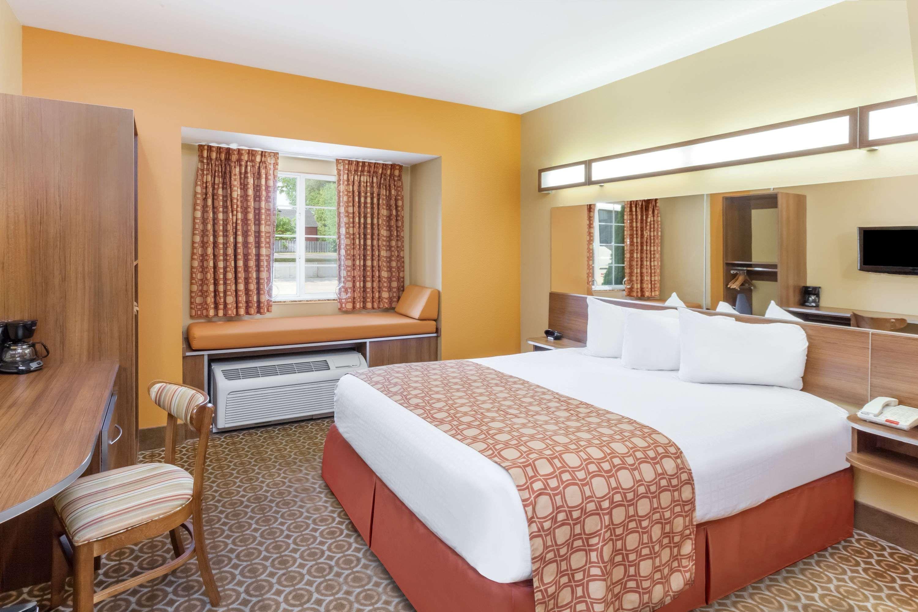 Microtel By Wyndham South Bend Notre Dame University Екстериор снимка
