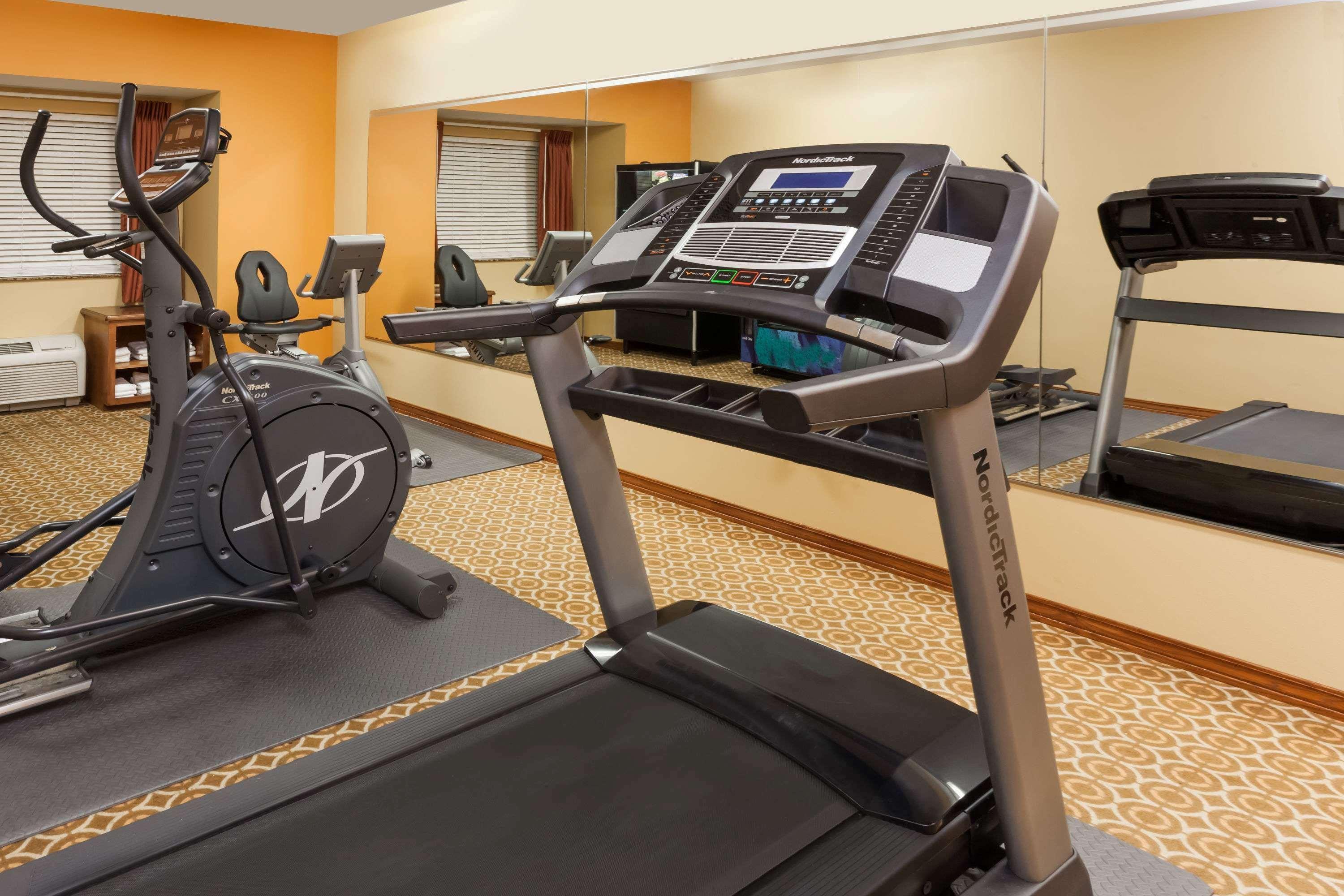 Microtel By Wyndham South Bend Notre Dame University Екстериор снимка