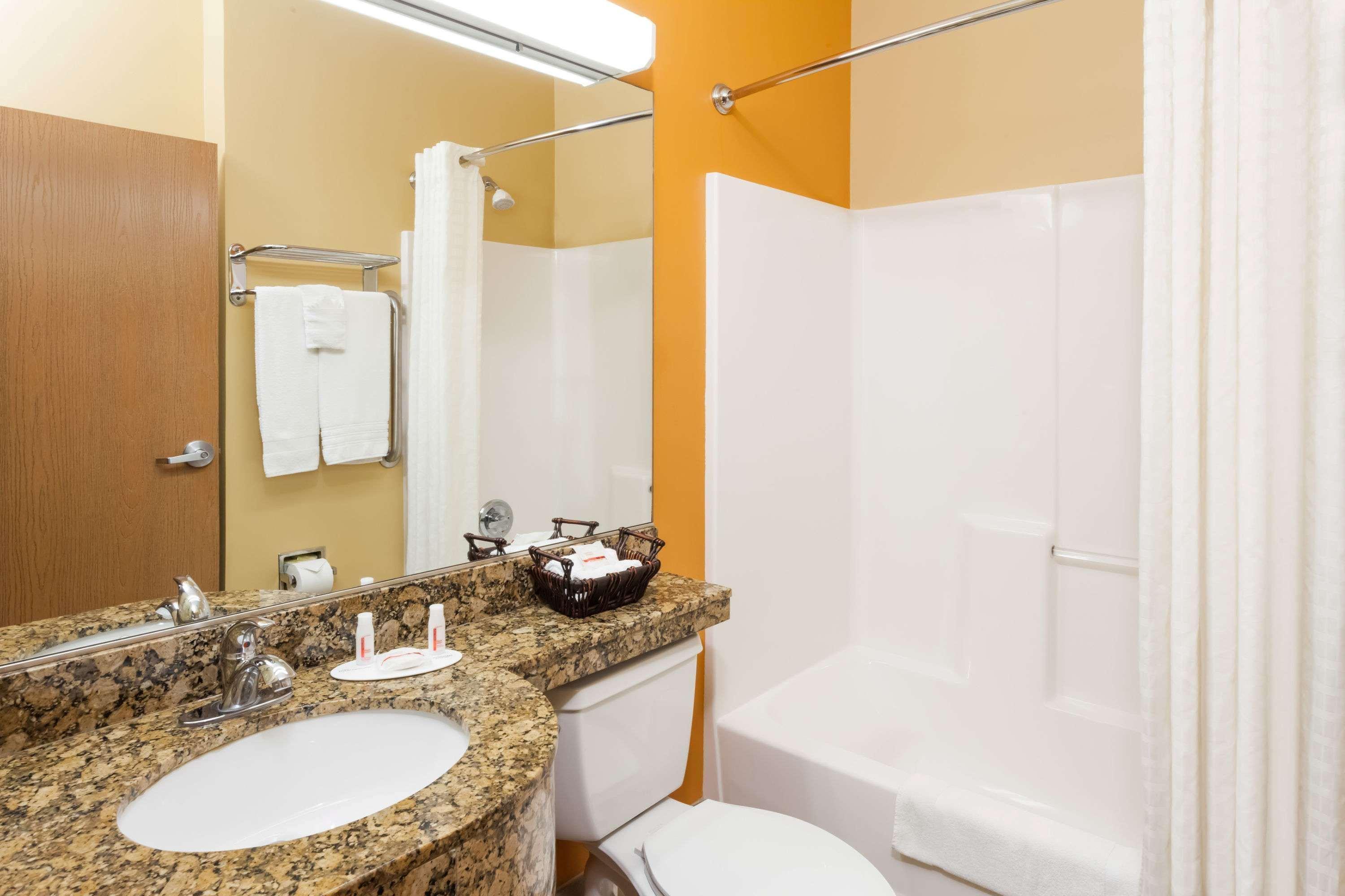 Microtel By Wyndham South Bend Notre Dame University Екстериор снимка